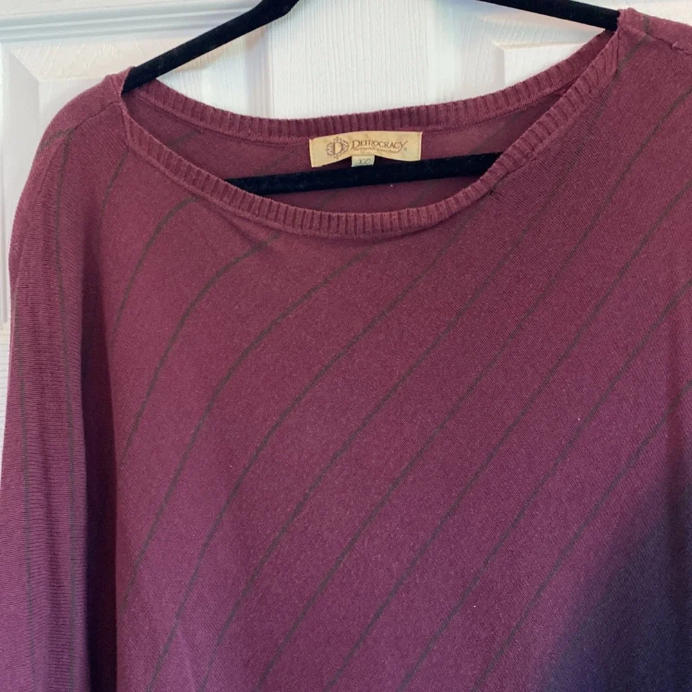 Democracy Knit Ombre Stripe Poncho Style Sweater. Burgundy and Black. Size XL - Picture 2 of 6